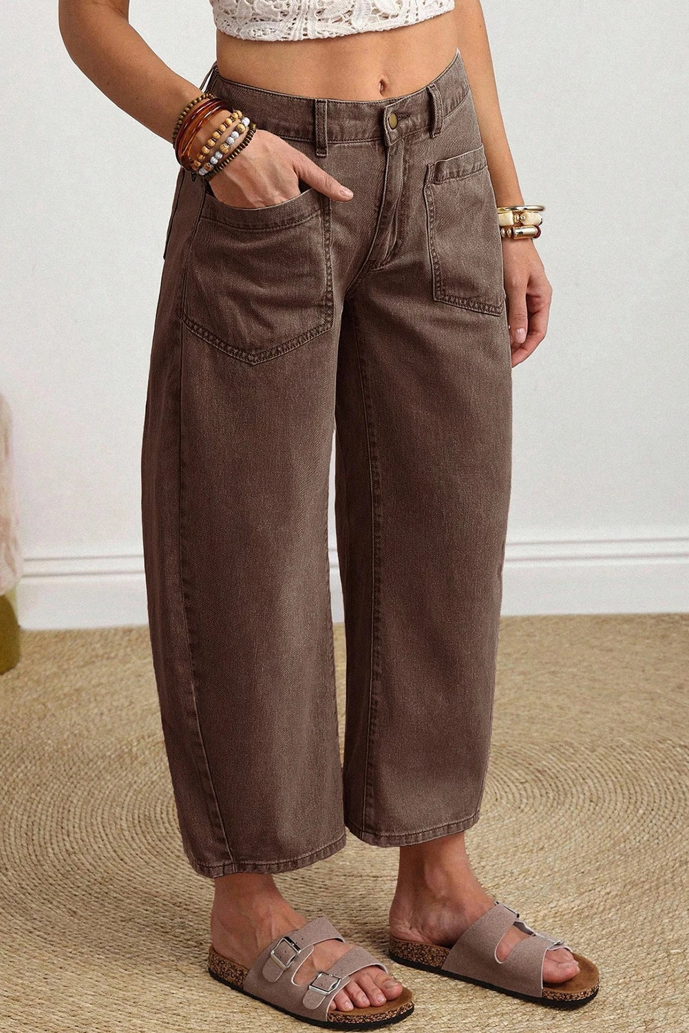 Vada Coffee Square Patch Pocket Ankle-length Barrel Jeans