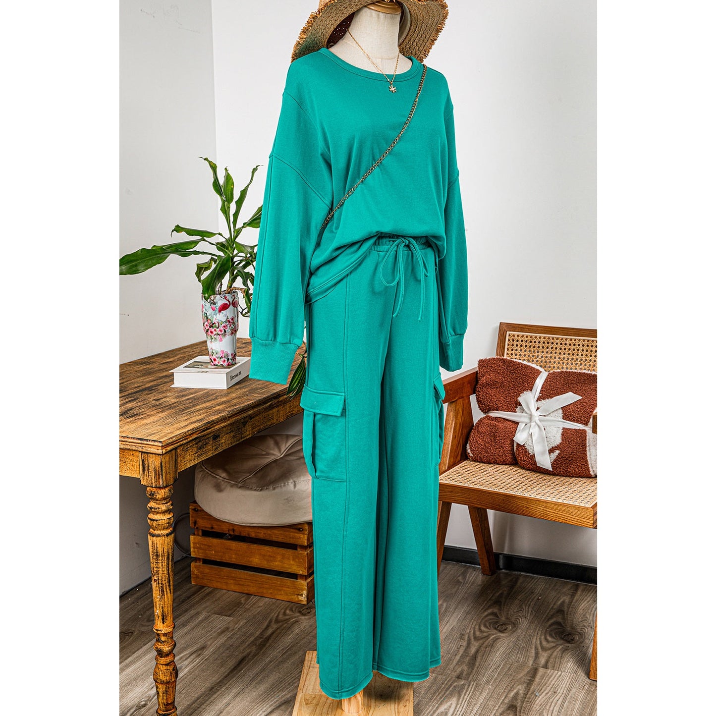 REDUCED!!!  Zinny Green Pullover Top and Cargo Pants Set * S-3X  REDUCED!!!