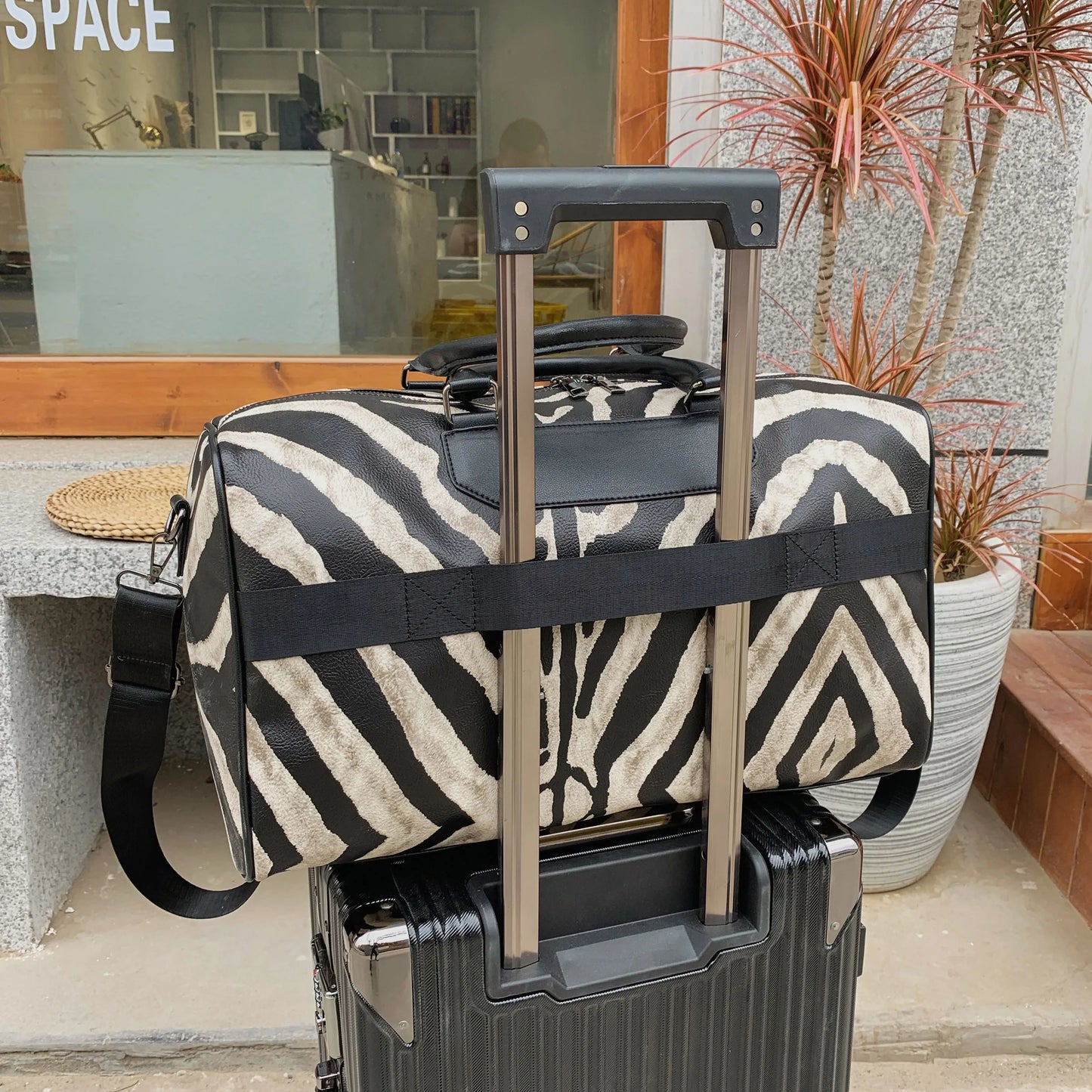 Zebra Faux Leather Large Capacity Travel Bag